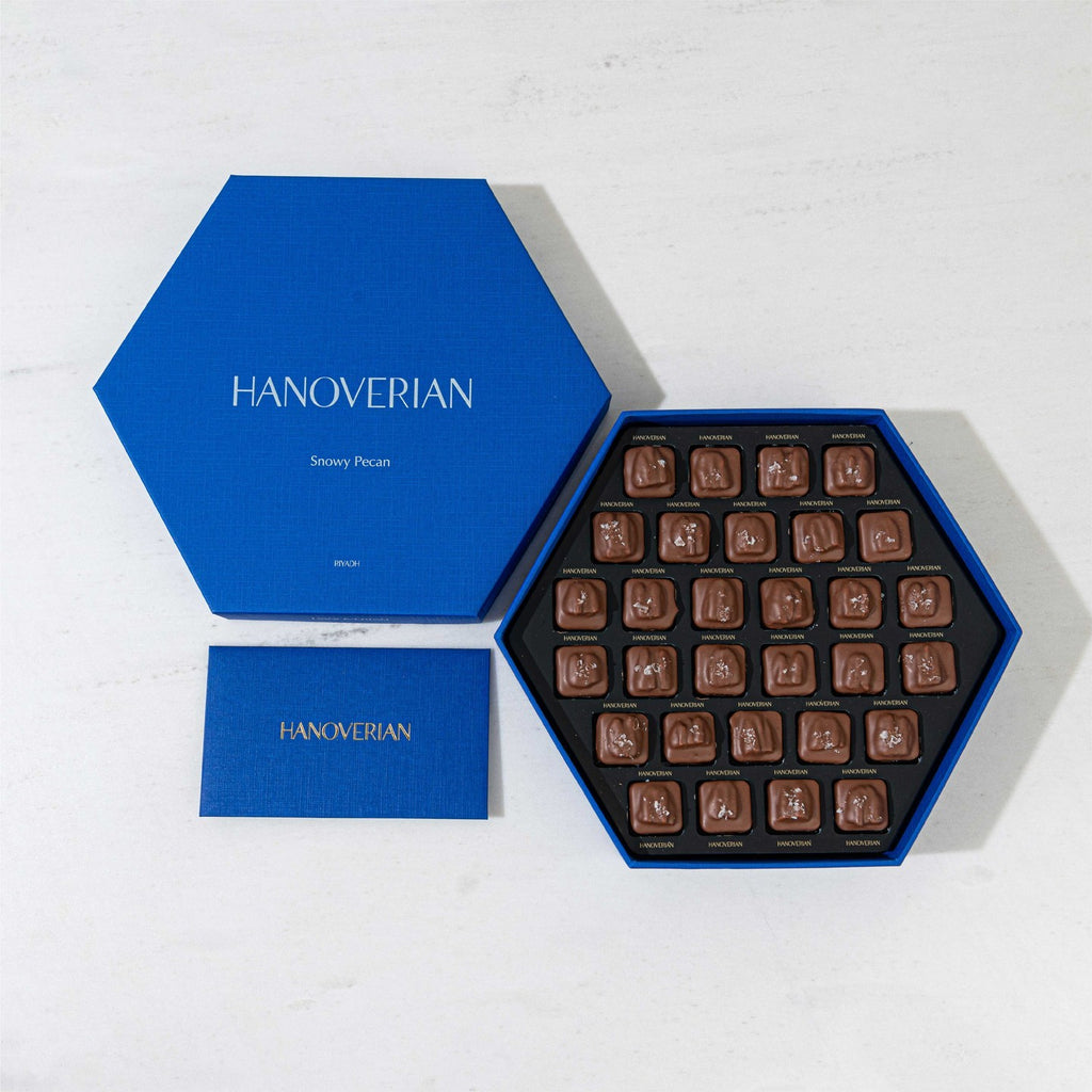 Hanoverian Snowy Pecan